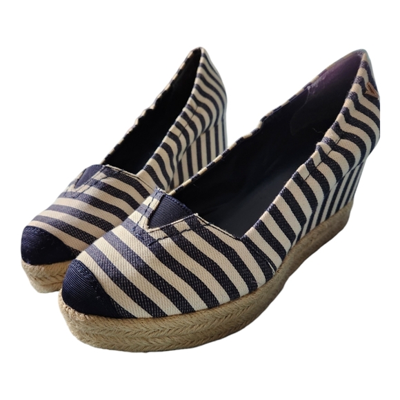 Victor Alfaro Navy & Cream Striped Espadrille Wedges Size 8.5 GUC - Picture 9 of 12